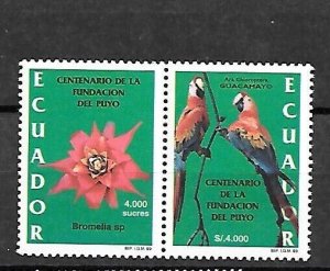 ECUADOR Sc 1487 NH ISSUE OF 1999 - PAIR - BIRDS - PARROTS 
