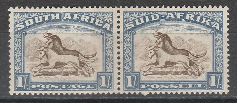 SOUTH AFRICA 1933 WILDBEEST 1/- PAIR HYPHENATED UNSCREENED