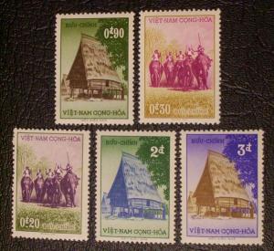 Viet Nam Scott #63-67 mnh