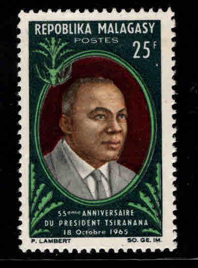 Madagascar Scott 370 MH* stamp