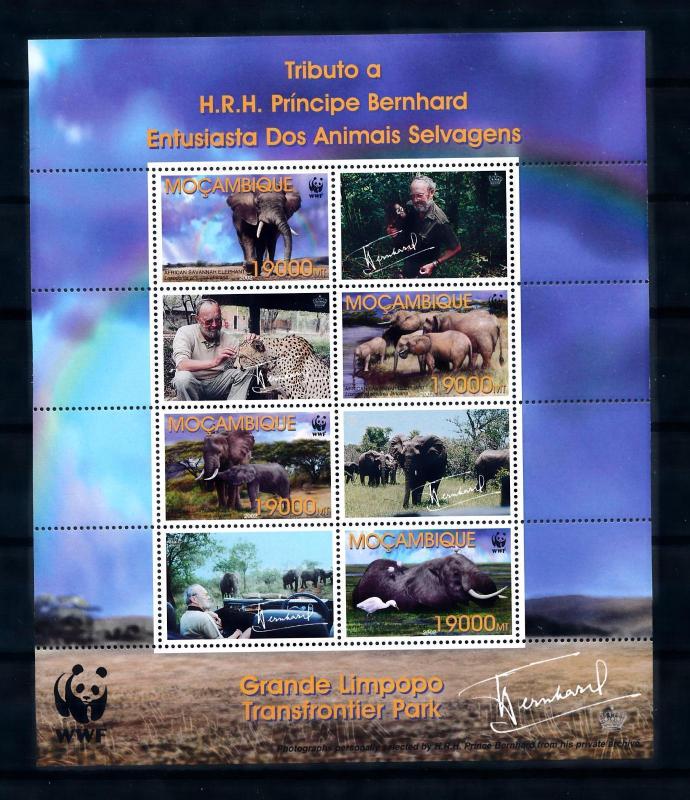 [54299] Mozambique 2002 Wild animals WWF Elephant Prince Bernhard MNH Sheet