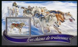 TOGO 2016 SLED DOGS  SOUVENIR SHEET MINT NH