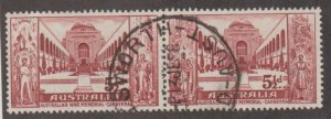 Australia Scott #309a Stamp - Used Pair