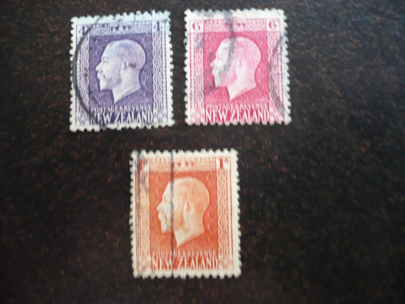 Stamps - New Zealand - Scott# 151,154,159, - Used Partial Set of 3 Stamps