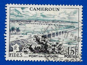 Cameroun 1956 - U - Scott #327 *