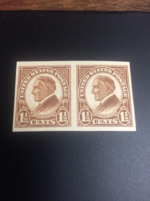 631 Flat Gum  Rotary Press Pair MNH Without The Normal Gum Breaker Lines.