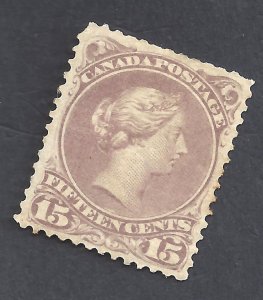Canada # 29b 15c LARGE QUEEN RED-LILAC SHADE MINT OGH BS30945