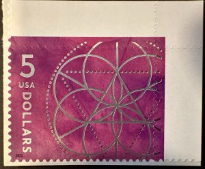 US # 5701 Floral Geometry $5 2022 Mint NH