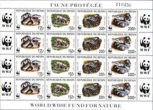 WWF MNH Sc 1086 Sheet of 16 WWF Benin Snakes Value $ 40.00