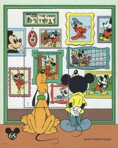 St. Vincent Mickey's Portrait Gallery Pluto Disney Souvenir Sheet Mint NH