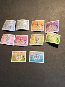 Paraguay Scott #674-83a never hinged imperf