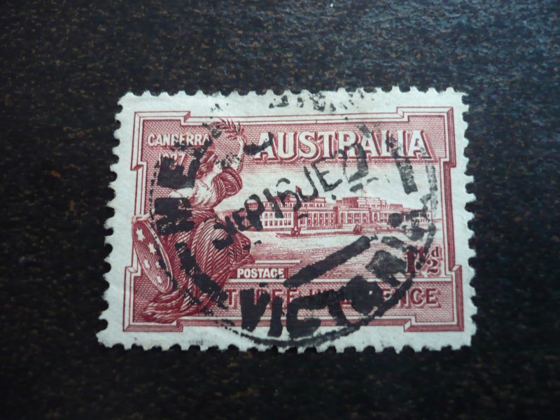 Stamps - Australia - Scott# 94 - Used Set of 1 Stamp