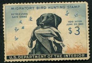 USA SC# RW 26 Labrador w Mallard, $3.00 small thin, MH