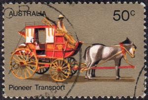 Australia 536 - Used - 50c Cobb & Co. Stagecoach (1972) (2) +