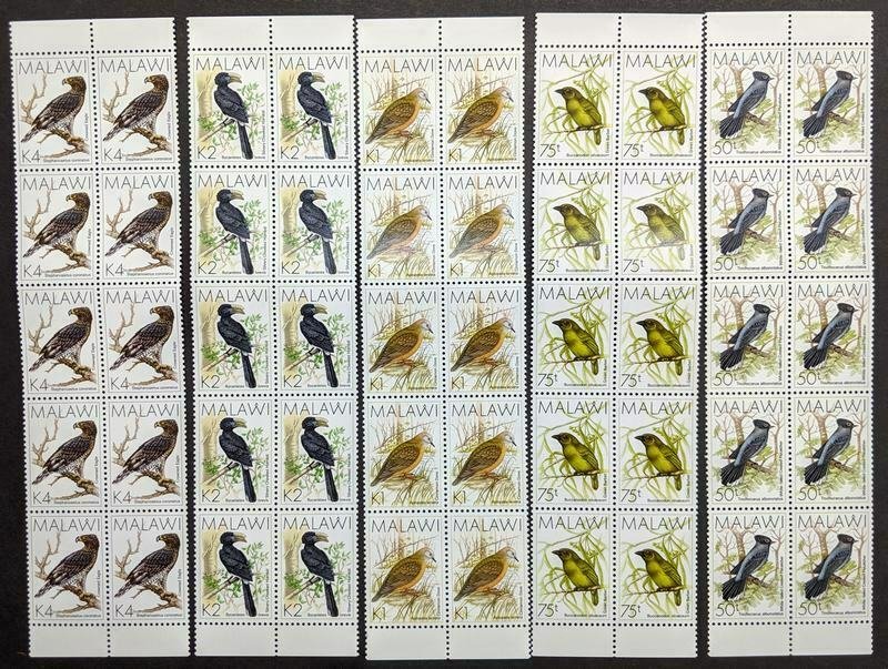 EDW1949SELL : MALAWI 1988 Scott #518-33 Birds. 10 Cplt sets. VF MNH Catalog $394