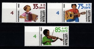 Netherlands Antilles 1982 Child Welfare, Marginal Set [Mint]