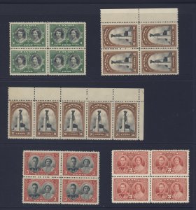 21x Canada Royalty Stamps4x  Blocks of 4  1x strip of 5 Guide Value = $21.00