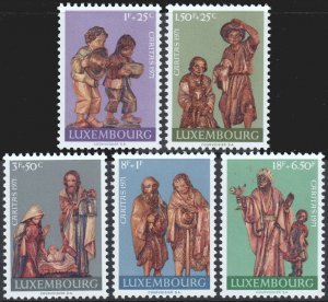 Luxembourg #B282-286  MNH - Christmas Wood Carvings (1971)