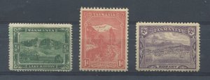 Tasmania 1905 1/2d to 2d mint o.g. hinged