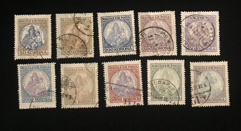 Hungary Scott 378 to 387 ( 1921- 1925 ) complete used set of 10