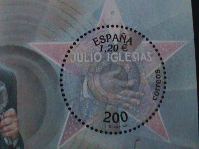 ​SPAIN-SC#3068a-ESPANA'2000-WORLD STAMPS SHOW-JULIO LGLESIAS-SINGER MNH S/S