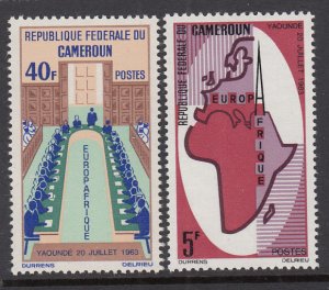 Cameroun 420-421 MNH VF