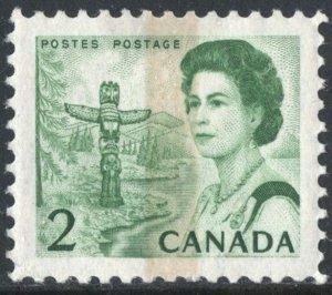 Canada SC#455p 2¢ QE II, Totem Pole & Forest Region on the Pacific (1967) MNH