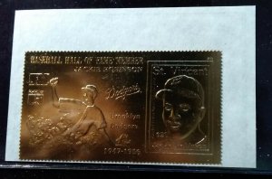 JACKIE ROBINSON ST. VINCENT GOLD FOIL STAMP BASEBALL HOF MNH SCOTT# 1231