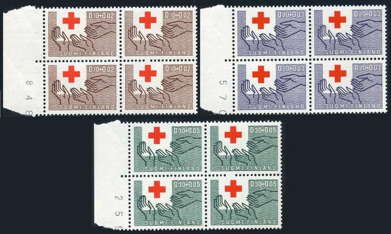 Finland B166-B168 blocks/4,MNH.Mi 570-572. Red Cross-1963.Outstretched hands.