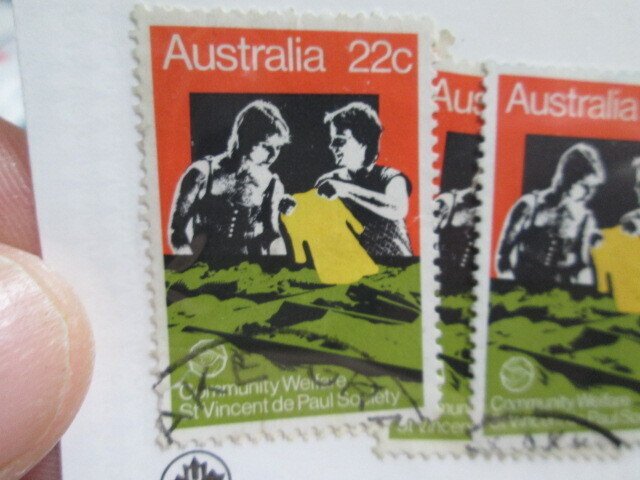 Australia #748 used  2022 SCV = $0.30