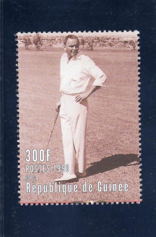 Guinea 1998 YT# 1193  Frank Sinatra playing GOLF  (1) Single Perforated MNH