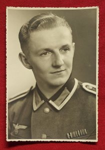 WW2 WWII Nazi German Third Reich Army soldiers military photo Postcard medal bar