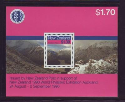 New Zealand Sc 906a 1988 Routeburn Track stamp sheet mint NH