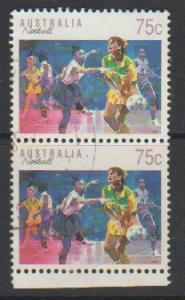 Australia SG 1188 FU - vertical pair  with bottom margin ...