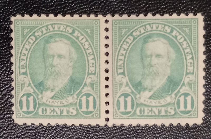 US #563 MNH-OG VF 11c Vertical Pair