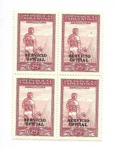 ARGENTINA 1953 OFFICIAL STAMPS FARMER 25C IN BLOCK OF FOUR MINT NH SC O49 MI D43