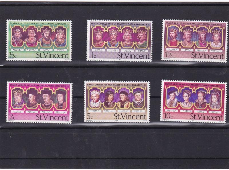 Queen Elizabeth Silver Jubilee Stamps Ref 14065