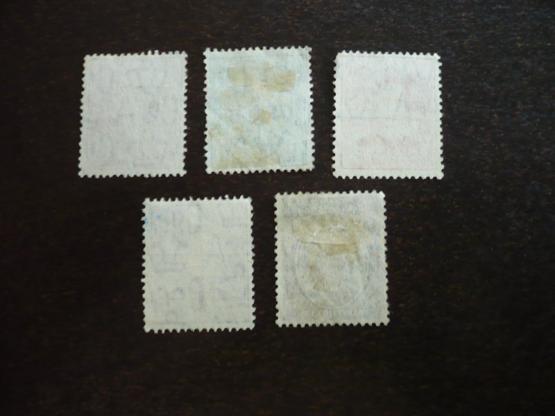Stamps - Australia - Scott# 180,181b,182,182b,183a - Used Part Set of 5 Stamps