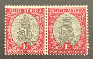 South Africa 1926 #24 Pair, Drommen Daris, MNH.