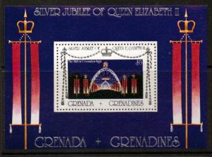 GRENADA GRENADINES SGMS218 1977 SILVER WEDDING MNH