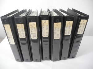 AUSTRIA, Excellent assortment of Stamps(much is MNH) in 7 small G&K Dealer books