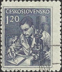 CHZECHOSLOVAKIA UNIDENTIFIED BOX ITEM