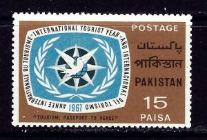 Pakistan 232 MH 1967 issue