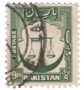 PAKISTAN STAMP 1948 - 57 SCOTT # 26. USED. # 1