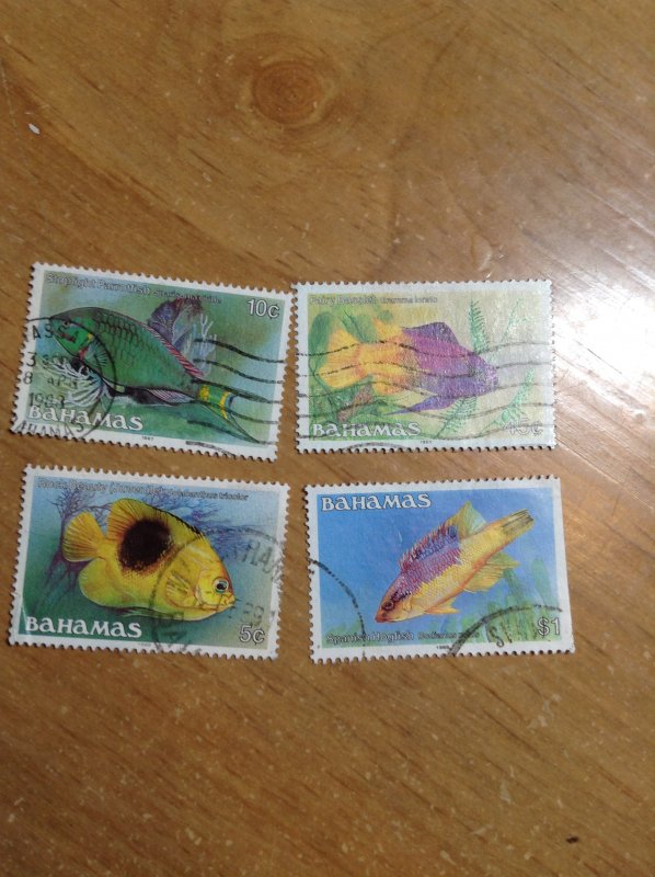 Bahamas  #  604-05/12-15  Used