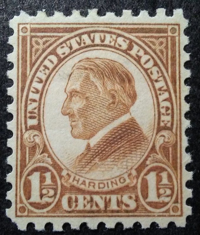 StampGeek Scott #553 1 1/2c Harding, PERF 11 MINT, VERY FINE, NH, OG