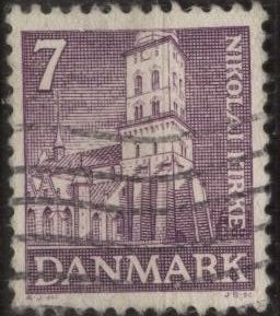 Denmark 253 (used) 7ø Nikolai Church, violet (1936)