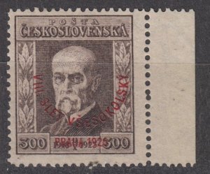 Czechoslovakia Scott #B143 1926 MH with label