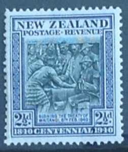 NEW ZEALAND 1940 CENTENNIAL 2.5d  SG617 LIGHTLY MOUNTED MINT
