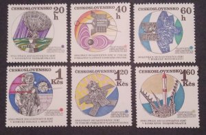 Satellites,  mnh